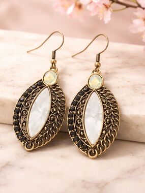 Vintage Gold and Black Leaf Earrings